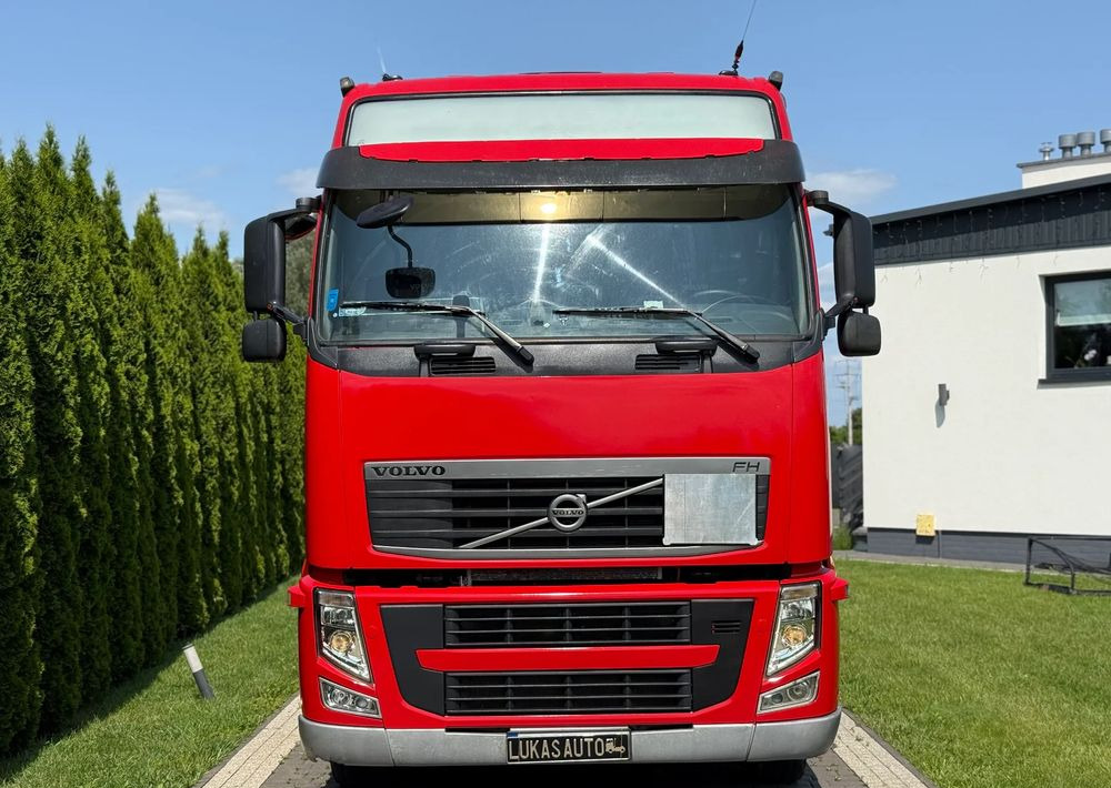 Volvo FH 420 AUTOMAT EURO 5 - Vetopöytäauto: kuva  Volvo FH 420 AUTOMAT EURO 5 - Vetopöytäauto Volvo FH 420 AUTOMAT EURO 5 - Vetopöytäauto: kuva  Volvo FH 420 AUTOMAT EURO 5 - Vetopöytäauto