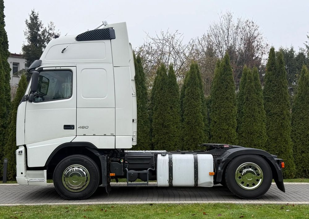 Volvo FH 460 XXL AUTOMAT EURO 5 - Vetopöytäauto: kuva Volvo FH 460 XXL AUTOMAT EURO 5 - Vetopöytäauto Volvo FH 460 XXL AUTOMAT EURO 5 - Vetopöytäauto: kuva Volvo FH 460 XXL AUTOMAT EURO 5 - Vetopöytäauto