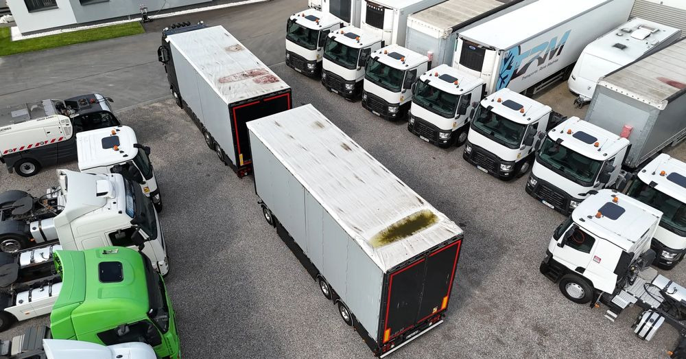 Volvo FH16 660 HP TANDEM 6x2 LIMITED EDITION - Umpikori kuorma-auto: kuva  Volvo FH16 660 HP TANDEM 6x2 LIMITED EDITION - Umpikori kuorma-auto Volvo FH16 660 HP TANDEM 6x2 LIMITED EDITION - Umpikori kuorma-auto: kuva  Volvo FH16 660 HP TANDEM 6x2 LIMITED EDITION - Umpikori kuorma-auto