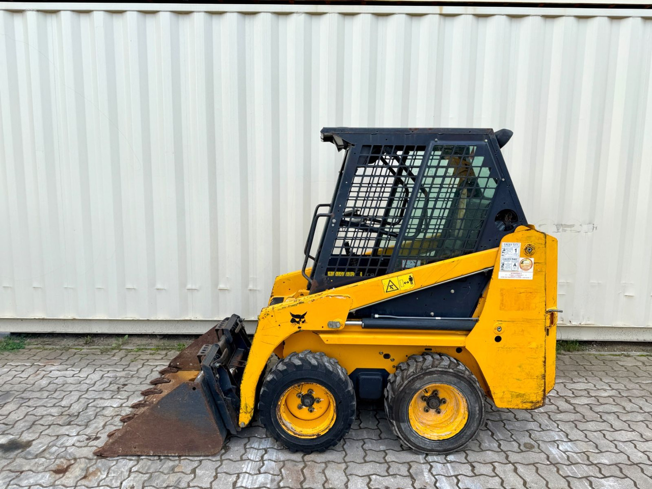 Bobcat S70 / 2016 BJ / 1.489 H - Liukuohjattu kuormaaja: kuva  Bobcat S70 / 2016 BJ / 1.489 H - Liukuohjattu kuormaaja Bobcat S70 / 2016 BJ / 1.489 H - Liukuohjattu kuormaaja: kuva  Bobcat S70 / 2016 BJ / 1.489 H - Liukuohjattu kuormaaja