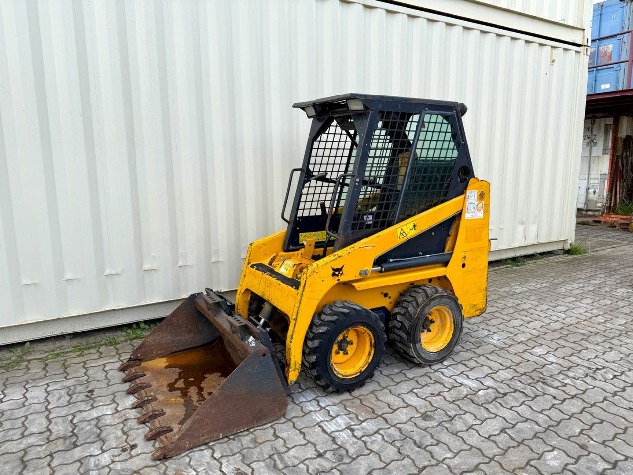 Bobcat S70 / 2016 BJ / 1.489 H - Liukuohjattu kuormaaja: kuva  Bobcat S70 / 2016 BJ / 1.489 H - Liukuohjattu kuormaaja Bobcat S70 / 2016 BJ / 1.489 H - Liukuohjattu kuormaaja: kuva  Bobcat S70 / 2016 BJ / 1.489 H - Liukuohjattu kuormaaja