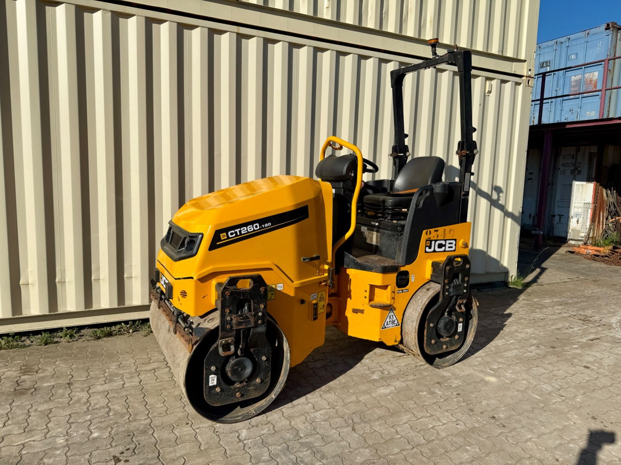 JCB CT260-120 / 2019 BJ / 609 H / 2.560 KG - Tiejyrä: kuva  JCB CT260-120 / 2019 BJ / 609 H / 2.560 KG - Tiejyrä JCB CT260-120 / 2019 BJ / 609 H / 2.560 KG - Tiejyrä: kuva  JCB CT260-120 / 2019 BJ / 609 H / 2.560 KG - Tiejyrä