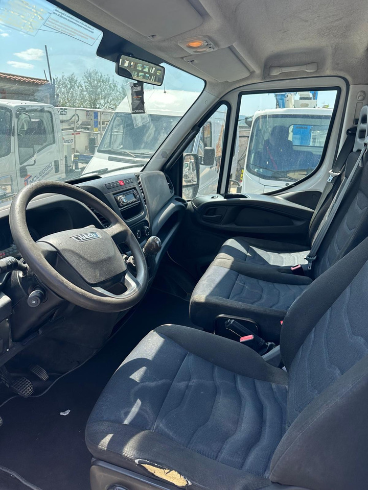IVECO DAILY 35C12 - Kippiauto kuorma-auto: kuva IVECO DAILY 35C12 - Kippiauto kuorma-auto IVECO DAILY 35C12 - Kippiauto kuorma-auto: kuva IVECO DAILY 35C12 - Kippiauto kuorma-auto
