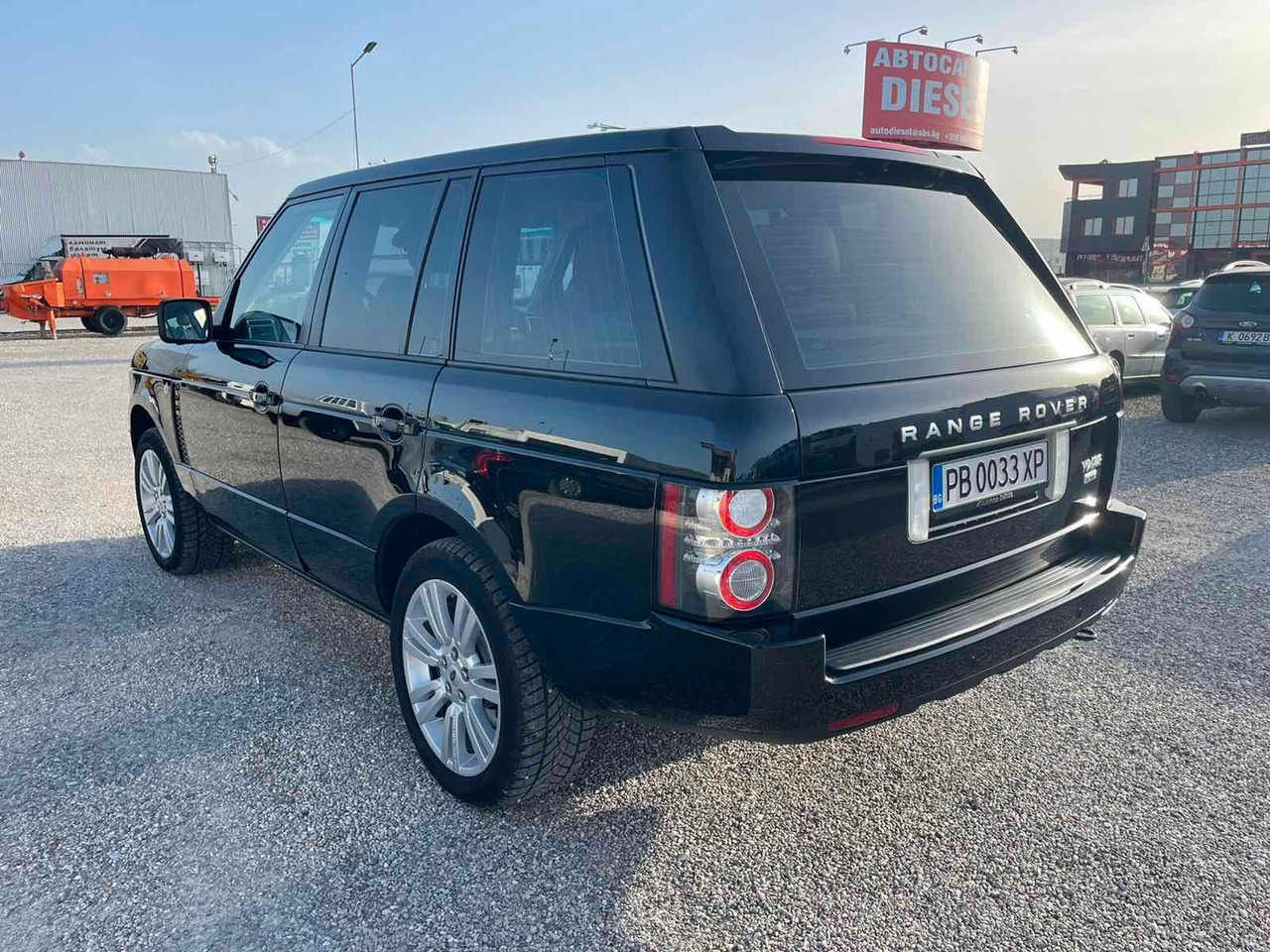 Land Rover Range Rover Vogue 4.4 TDV8 - Maasturi/ Katumaasturi: kuva Land Rover Range Rover Vogue 4.4 TDV8 - Maasturi/ Katumaasturi Land Rover Range Rover Vogue 4.4 TDV8 - Maasturi/ Katumaasturi: kuva Land Rover Range Rover Vogue 4.4 TDV8 - Maasturi/ Katumaasturi