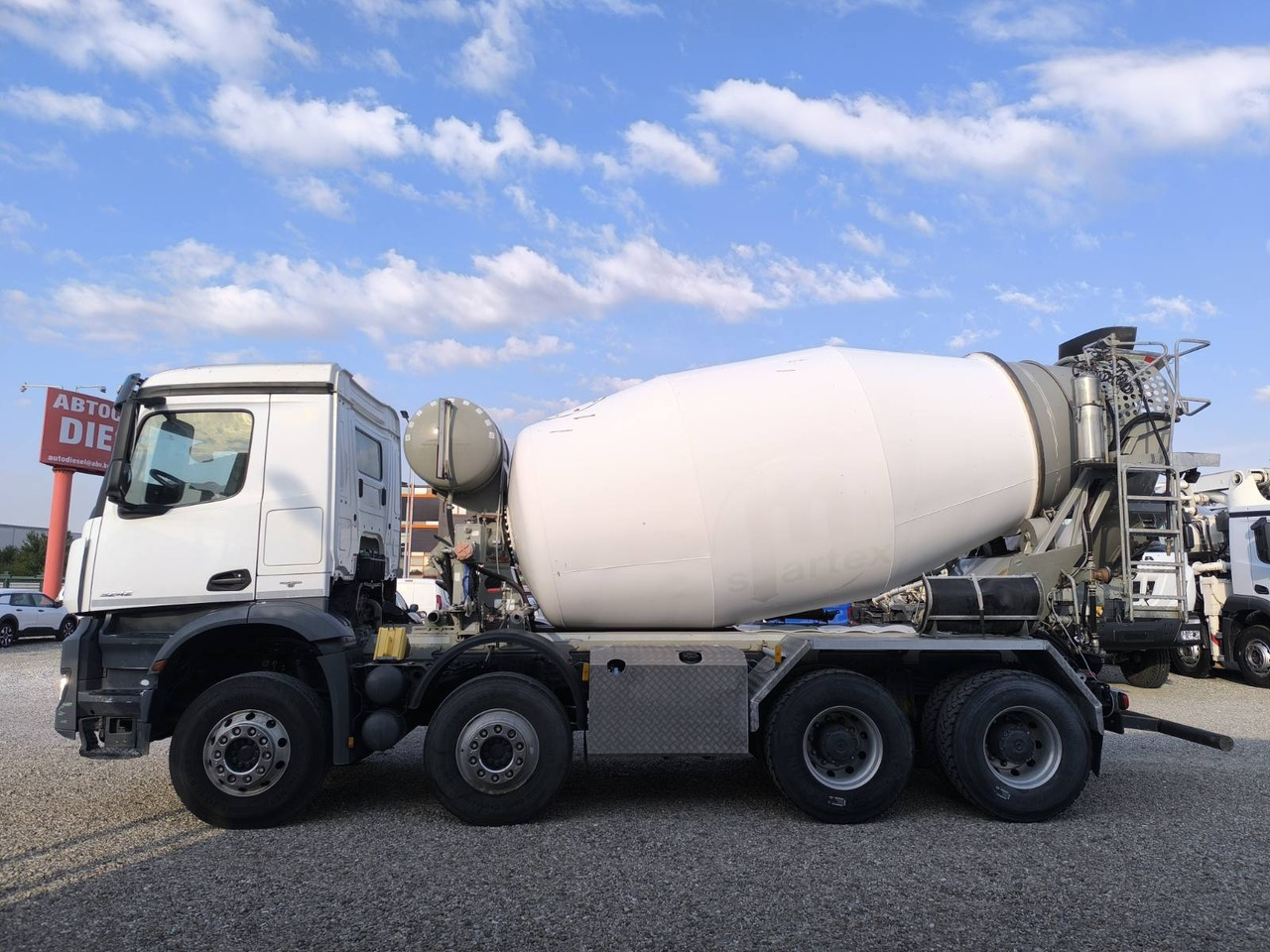 MERCEDES-BENZ AROCS 3242 CIFA 9M3 - Betoniauto: kuva MERCEDES-BENZ AROCS 3242 CIFA 9M3 - Betoniauto MERCEDES-BENZ AROCS 3242 CIFA 9M3 - Betoniauto: kuva MERCEDES-BENZ AROCS 3242 CIFA 9M3 - Betoniauto