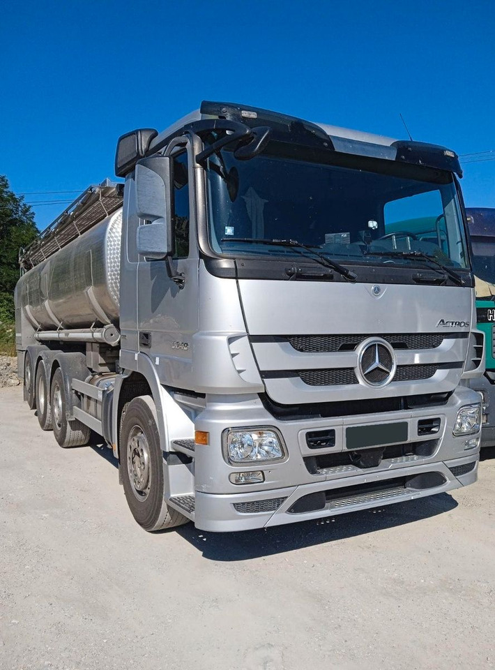 Mercedes-Benz ACTROS 3248 - Säiliöauto: kuva Mercedes-Benz ACTROS 3248 - Säiliöauto Mercedes-Benz ACTROS 3248 - Säiliöauto: kuva Mercedes-Benz ACTROS 3248 - Säiliöauto