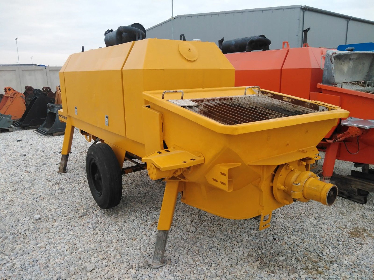 PUTZMEISTER BSA 1407 D - Hinattava betonipumppu: kuva PUTZMEISTER BSA 1407 D - Hinattava betonipumppu PUTZMEISTER BSA 1407 D - Hinattava betonipumppu: kuva PUTZMEISTER BSA 1407 D - Hinattava betonipumppu