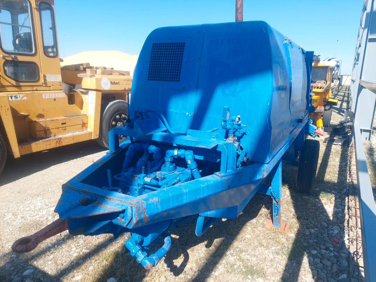 SCHWING BP2800D - Hinattava betonipumppu: kuva SCHWING BP2800D - Hinattava betonipumppu SCHWING BP2800D - Hinattava betonipumppu: kuva SCHWING BP2800D - Hinattava betonipumppu