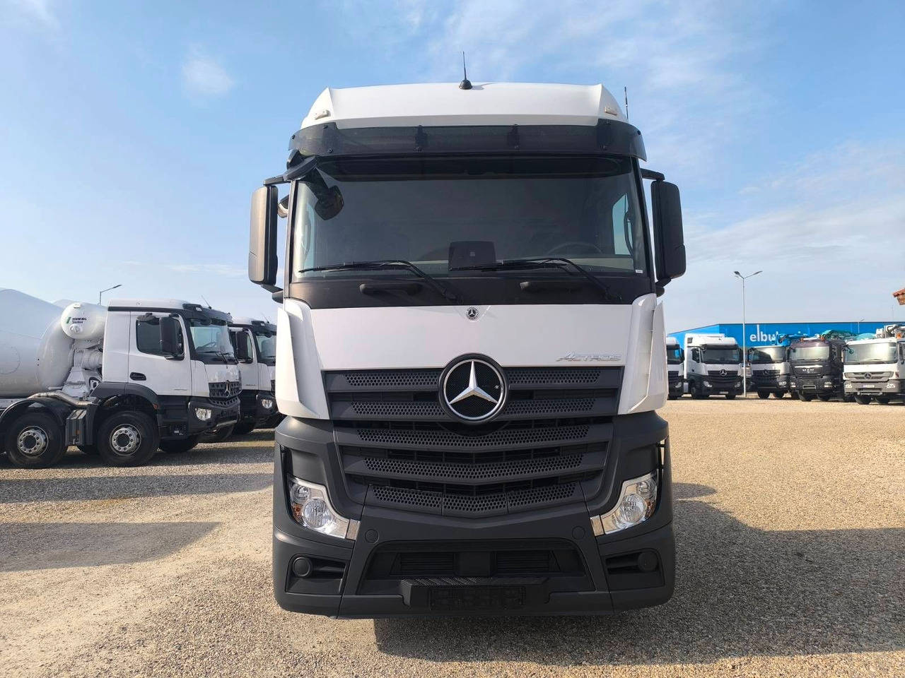 Mercedes-Benz Actros 1845 - Vetopöytäauto: kuva Mercedes-Benz Actros 1845 - Vetopöytäauto Mercedes-Benz Actros 1845 - Vetopöytäauto: kuva Mercedes-Benz Actros 1845 - Vetopöytäauto