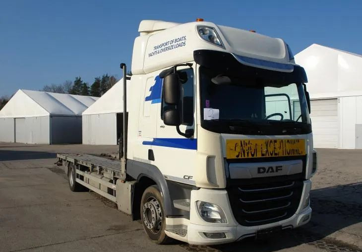 DAF CF 410 EURO 6 Laweta - Platforma super stan - Lava-kuorma-auto: kuva DAF CF 410 EURO 6 Laweta - Platforma super stan - Lava-kuorma-auto DAF CF 410 EURO 6 Laweta - Platforma super stan - Lava-kuorma-auto: kuva DAF CF 410 EURO 6 Laweta - Platforma super stan - Lava-kuorma-auto