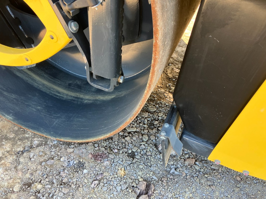 Uusi Tiejyrä BOMAG DE BW 161 ADO-5  STage V/Tier 4f: kuva Uusi Tiejyrä BOMAG DE BW 161 ADO-5  STage V/Tier 4f