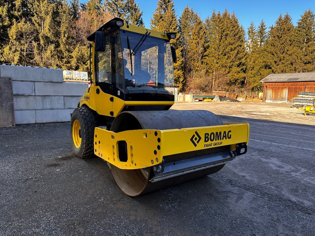 BOMAG DE BW 177 DH-5 Stage V/Tier 4f - Jyrä: kuva BOMAG DE BW 177 DH-5 Stage V/Tier 4f - Jyrä BOMAG DE BW 177 DH-5 Stage V/Tier 4f - Jyrä: kuva BOMAG DE BW 177 DH-5 Stage V/Tier 4f - Jyrä