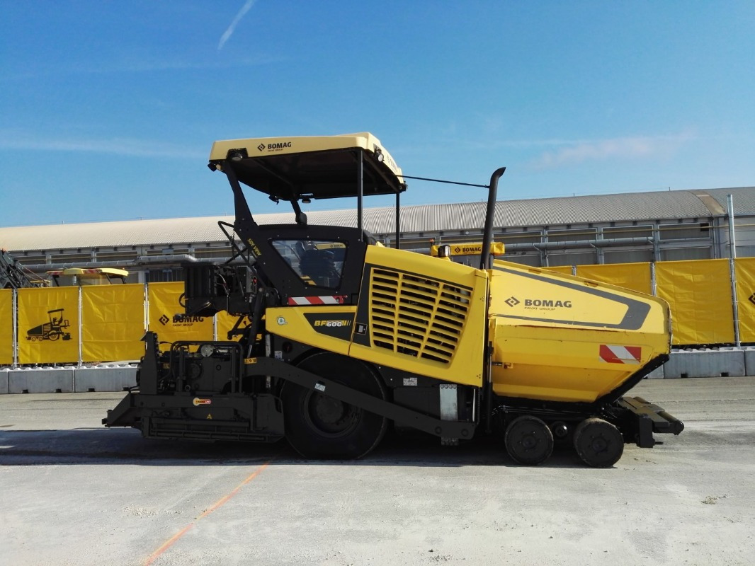BOMAG IT BF 600 P-2 S500 Stage IV/Tier 4f - Asfalttilevittimet: kuva BOMAG IT BF 600 P-2 S500 Stage IV/Tier 4f - Asfalttilevittimet BOMAG IT BF 600 P-2 S500 Stage IV/Tier 4f - Asfalttilevittimet: kuva BOMAG IT BF 600 P-2 S500 Stage IV/Tier 4f - Asfalttilevittimet
