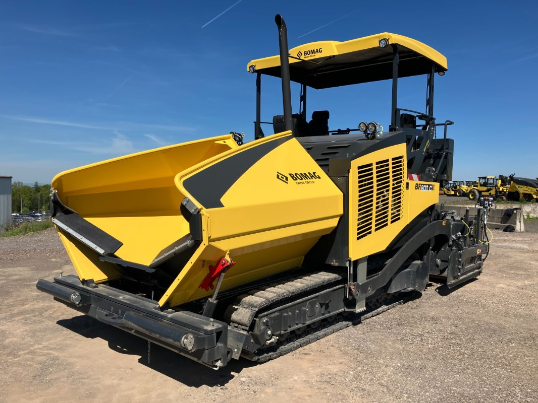 BOMAG IT BF 800 C S600 Stage IIIa/Tier 3 - Asfalttilevittimet: kuva BOMAG IT BF 800 C S600 Stage IIIa/Tier 3 - Asfalttilevittimet BOMAG IT BF 800 C S600 Stage IIIa/Tier 3 - Asfalttilevittimet: kuva BOMAG IT BF 800 C S600 Stage IIIa/Tier 3 - Asfalttilevittimet