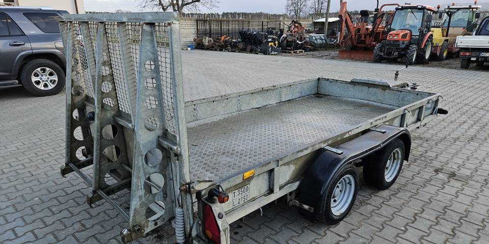 Przyczepa laweta Ifor Williams GX126 3500kg - Koneenkuljetusvaunu: kuva Przyczepa laweta Ifor Williams GX126 3500kg - Koneenkuljetusvaunu Przyczepa laweta Ifor Williams GX126 3500kg - Koneenkuljetusvaunu: kuva Przyczepa laweta Ifor Williams GX126 3500kg - Koneenkuljetusvaunu