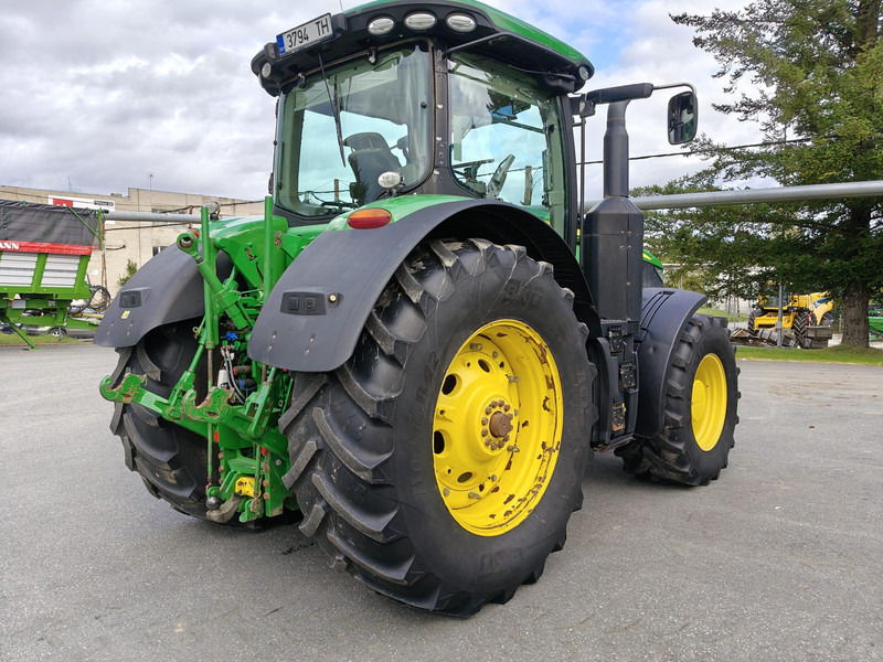 John Deere 7290R e23 - Traktori: kuva John Deere 7290R e23 - Traktori John Deere 7290R e23 - Traktori: kuva John Deere 7290R e23 - Traktori