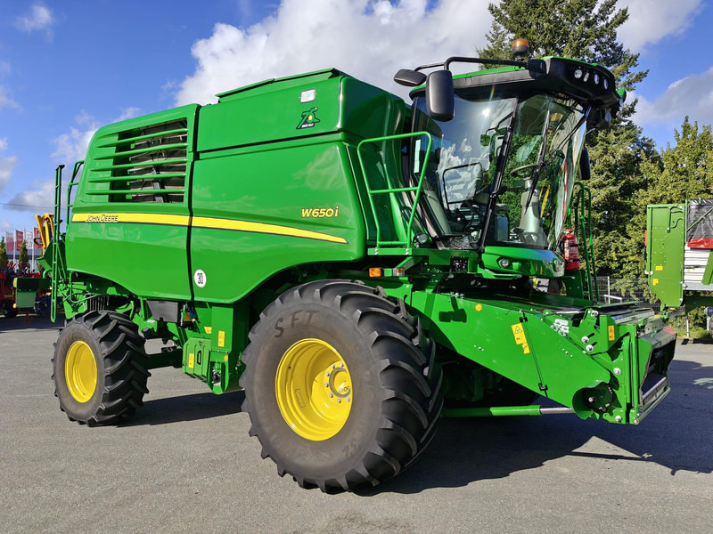 John Deere W650 i 722X - Leikkuupuimuri: kuva John Deere W650 i 722X - Leikkuupuimuri John Deere W650 i 722X - Leikkuupuimuri: kuva John Deere W650 i 722X - Leikkuupuimuri