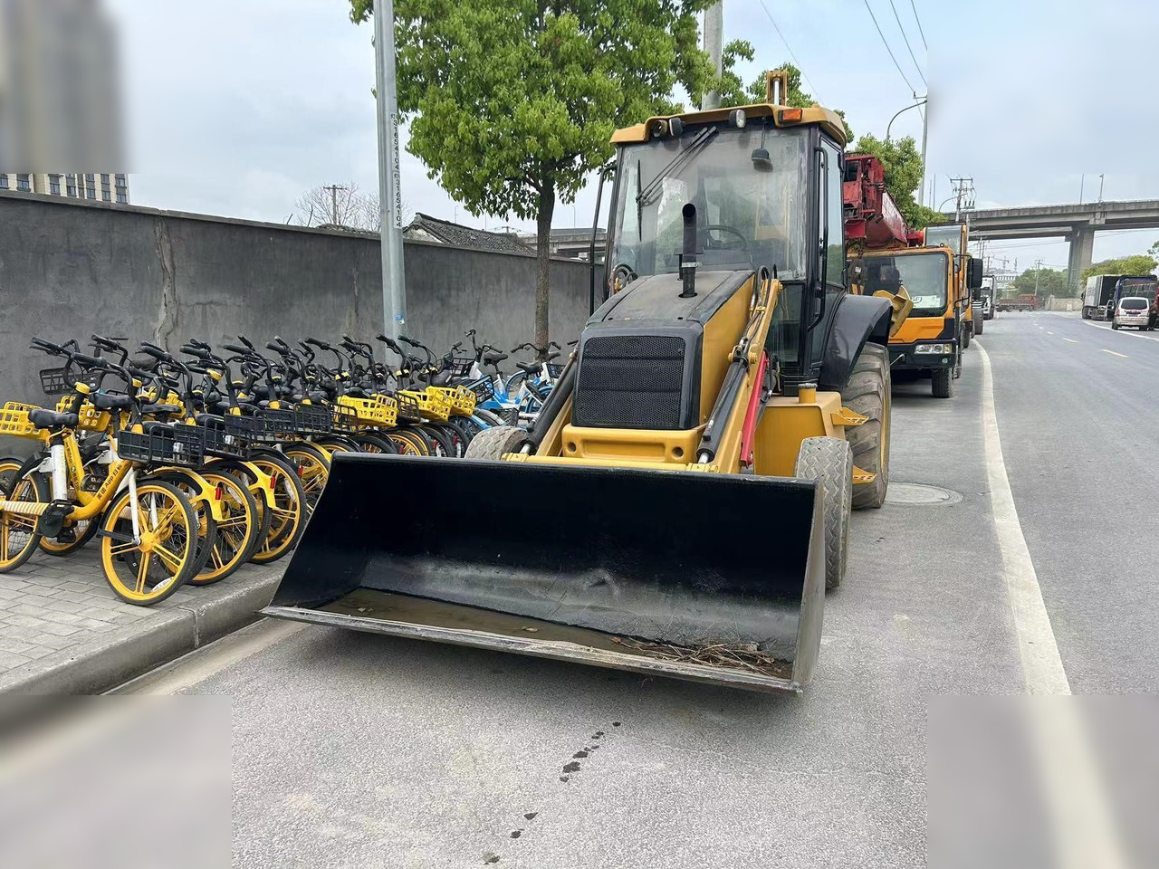 CASE 580 - Kaivuri-trukki: kuva CASE 580 - Kaivuri-trukki CASE 580 - Kaivuri-trukki: kuva CASE 580 - Kaivuri-trukki