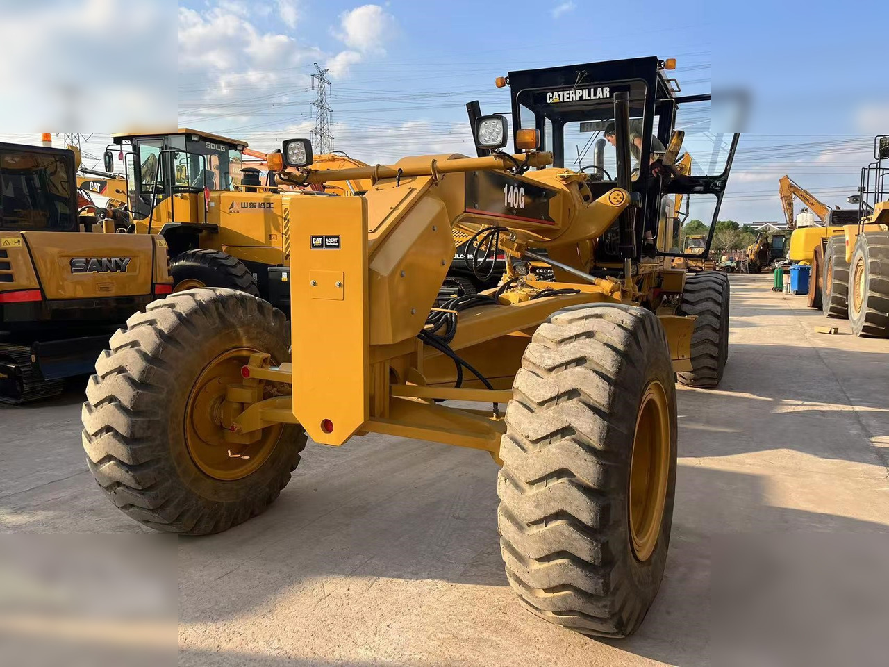 CATERPILLAR 140G - Tiehöylä: kuva CATERPILLAR 140G - Tiehöylä CATERPILLAR 140G - Tiehöylä: kuva CATERPILLAR 140G - Tiehöylä