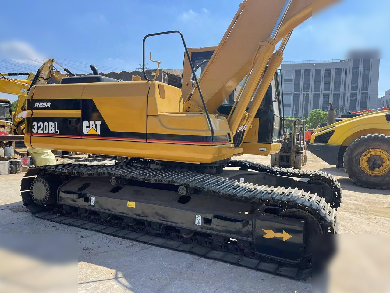 CATERPILLAR 320BL - Telakaivukone: kuva CATERPILLAR 320BL - Telakaivukone CATERPILLAR 320BL - Telakaivukone: kuva CATERPILLAR 320BL - Telakaivukone