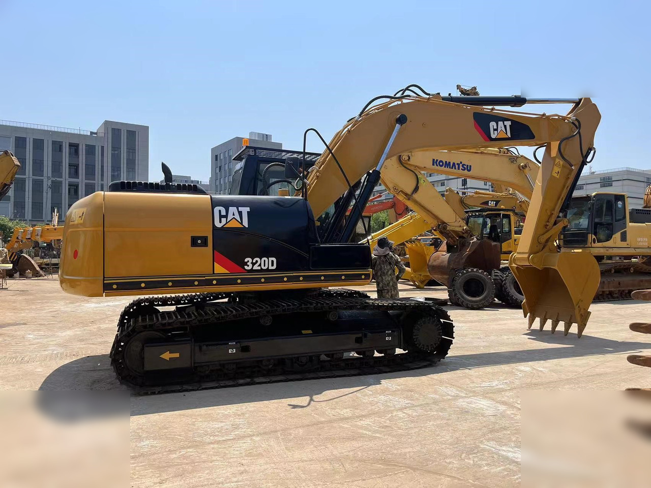 CATERPILLAR 320D - Telakaivukone: kuva CATERPILLAR 320D - Telakaivukone CATERPILLAR 320D - Telakaivukone: kuva CATERPILLAR 320D - Telakaivukone