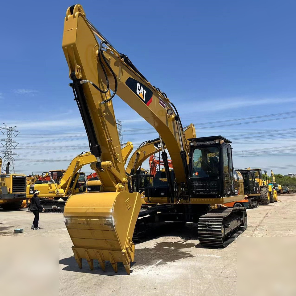 CATERPILLAR 323DL - Telakaivukone: kuva CATERPILLAR 323DL - Telakaivukone CATERPILLAR 323DL - Telakaivukone: kuva CATERPILLAR 323DL - Telakaivukone