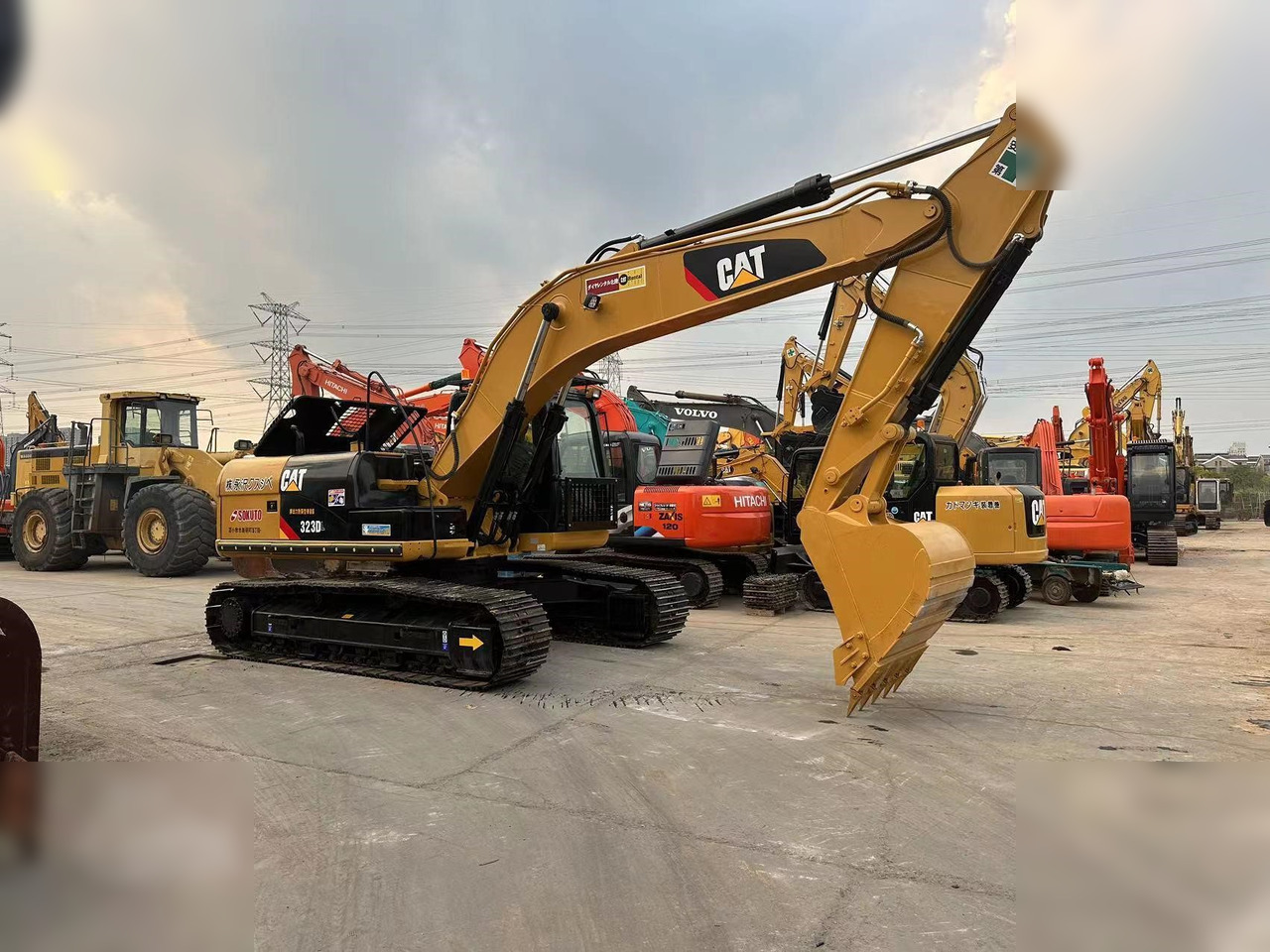 CATERPILLAR 323DL - Telakaivukone: kuva CATERPILLAR 323DL - Telakaivukone CATERPILLAR 323DL - Telakaivukone: kuva CATERPILLAR 323DL - Telakaivukone