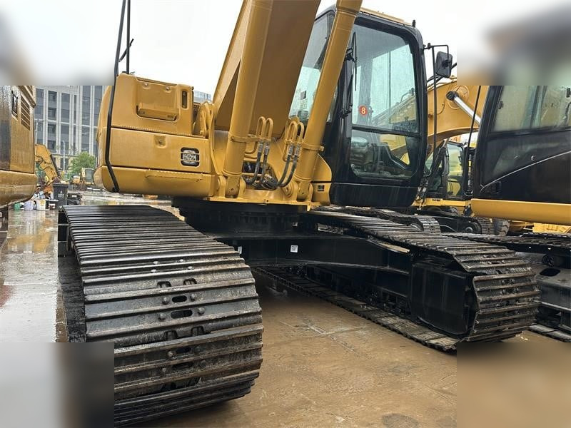 Telakaivukone CATERPILLAR 325CL: kuva Telakaivukone CATERPILLAR 325CL