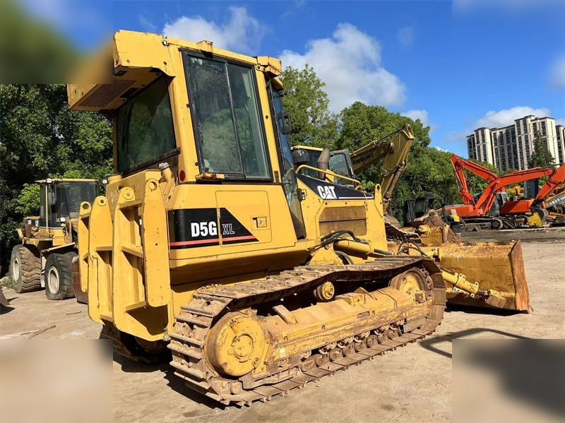 CATERPILLAR D5G XL - Puskutraktori: kuva CATERPILLAR D5G XL - Puskutraktori CATERPILLAR D5G XL - Puskutraktori: kuva CATERPILLAR D5G XL - Puskutraktori