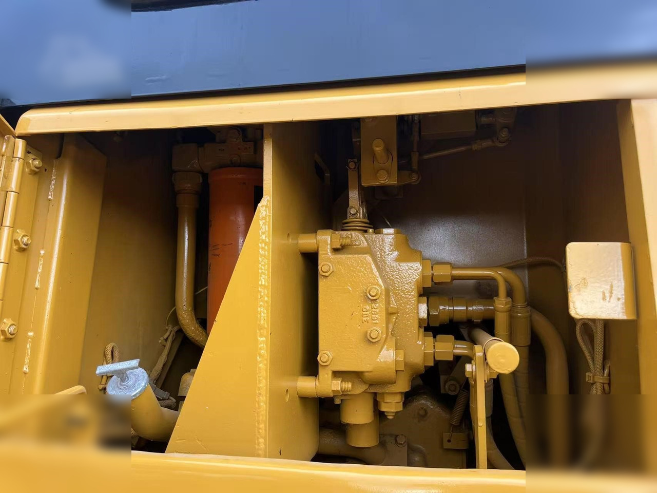 Puskutraktori CATERPILLAR D6G: kuva Puskutraktori CATERPILLAR D6G Puskutraktori CATERPILLAR D6G: kuva Puskutraktori CATERPILLAR D6G