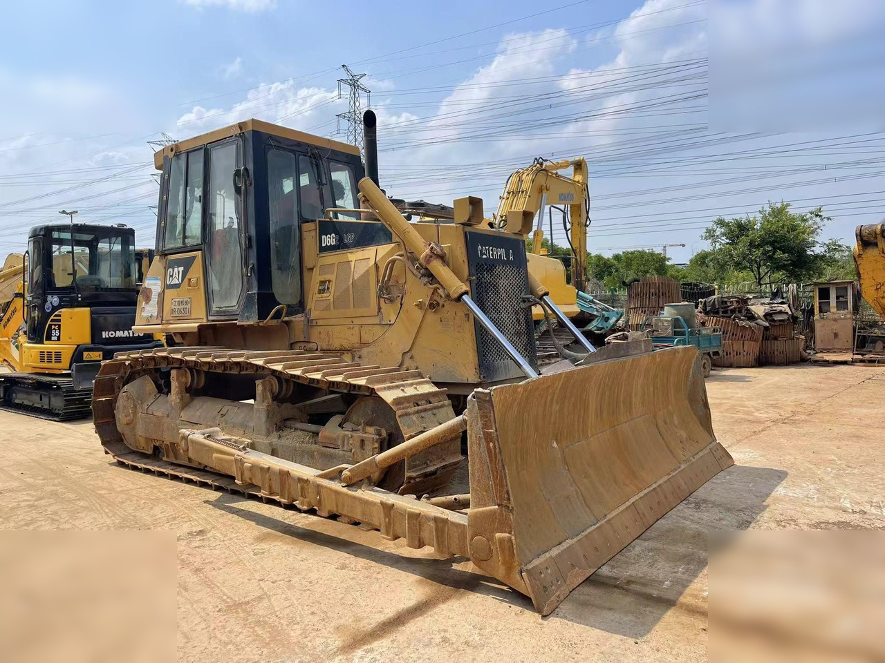 CATERPILLAR D6G - Puskutraktori: kuva CATERPILLAR D6G - Puskutraktori CATERPILLAR D6G - Puskutraktori: kuva CATERPILLAR D6G - Puskutraktori