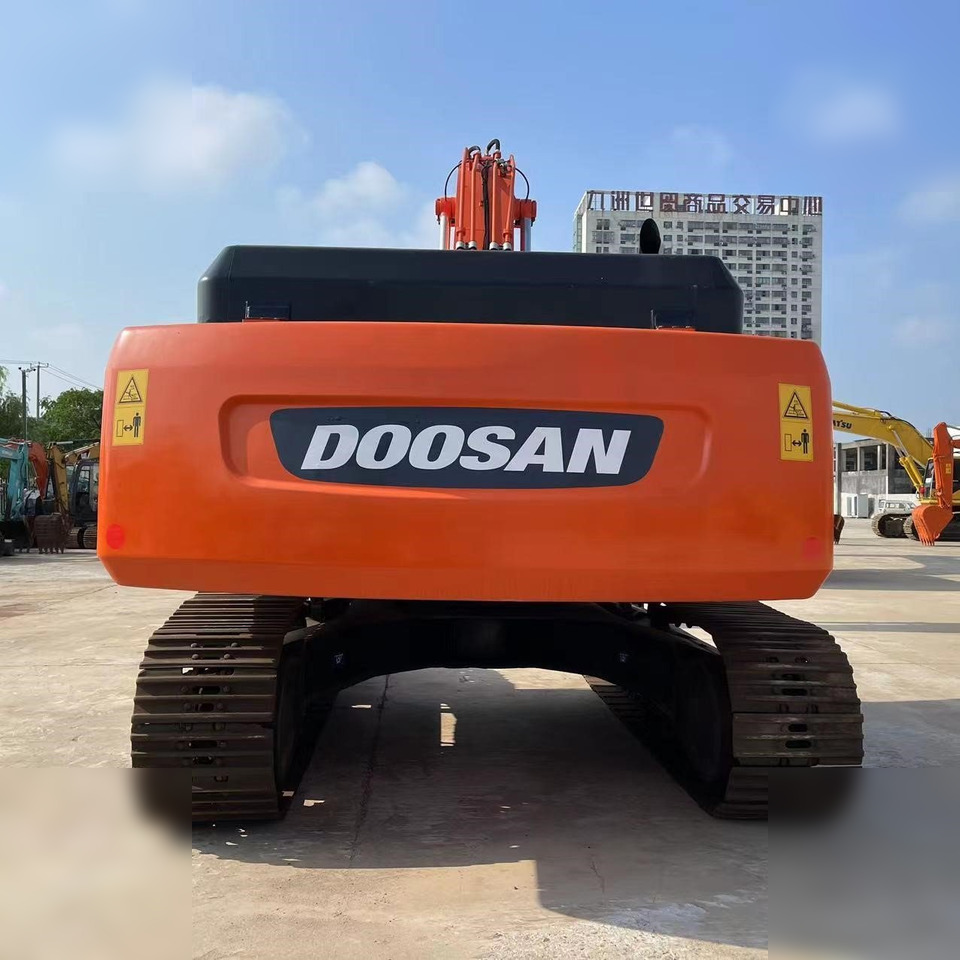 DOOSAN DH300 LC-7 - Telakaivukone: kuva DOOSAN DH300 LC-7 - Telakaivukone DOOSAN DH300 LC-7 - Telakaivukone: kuva DOOSAN DH300 LC-7 - Telakaivukone