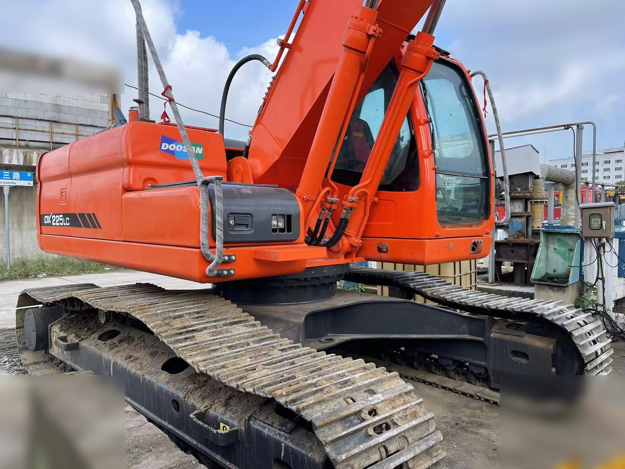 DOOSAN DX225 LCA - Telakaivukone: kuva DOOSAN DX225 LCA - Telakaivukone DOOSAN DX225 LCA - Telakaivukone: kuva DOOSAN DX225 LCA - Telakaivukone