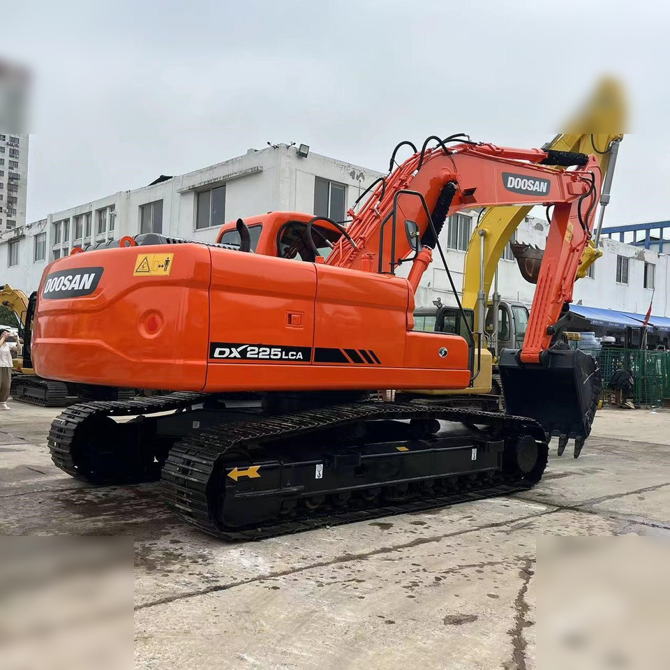 DOOSAN DX225 LCA - Telakaivukone: kuva DOOSAN DX225 LCA - Telakaivukone DOOSAN DX225 LCA - Telakaivukone: kuva DOOSAN DX225 LCA - Telakaivukone