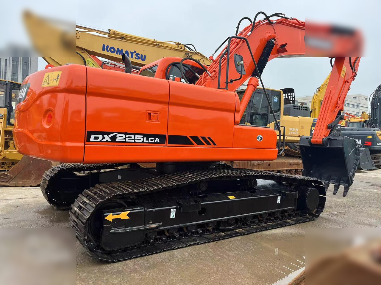 DOOSAN DX225 LCA - Telakaivukone: kuva DOOSAN DX225 LCA - Telakaivukone DOOSAN DX225 LCA - Telakaivukone: kuva DOOSAN DX225 LCA - Telakaivukone