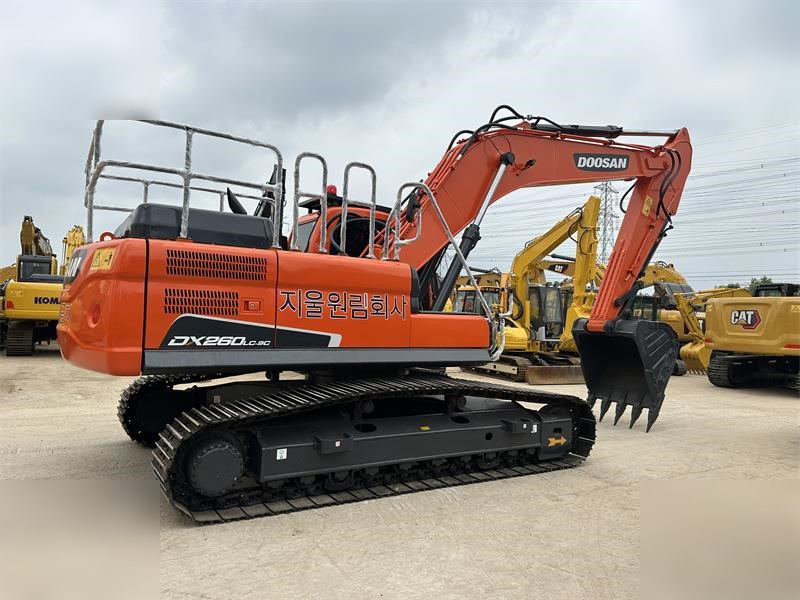 DOOSAN DX260 LC - Telakaivukone: kuva DOOSAN DX260 LC - Telakaivukone DOOSAN DX260 LC - Telakaivukone: kuva DOOSAN DX260 LC - Telakaivukone