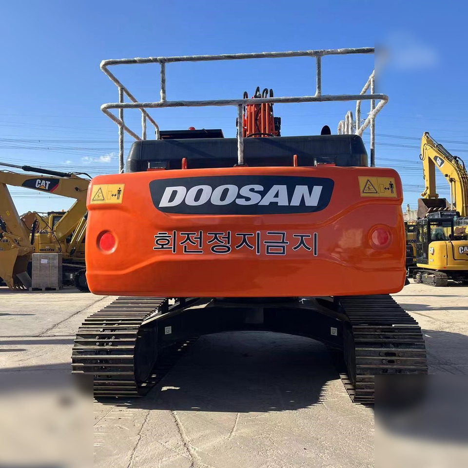 DOOSAN DX260 LC - Telakaivukone: kuva DOOSAN DX260 LC - Telakaivukone DOOSAN DX260 LC - Telakaivukone: kuva DOOSAN DX260 LC - Telakaivukone