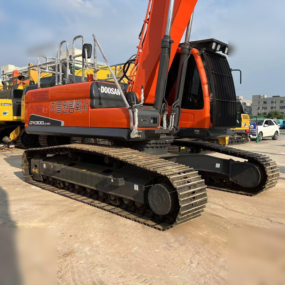 DOOSAN DX300 LC-9C - Telakaivukone: kuva DOOSAN DX300 LC-9C - Telakaivukone DOOSAN DX300 LC-9C - Telakaivukone: kuva DOOSAN DX300 LC-9C - Telakaivukone
