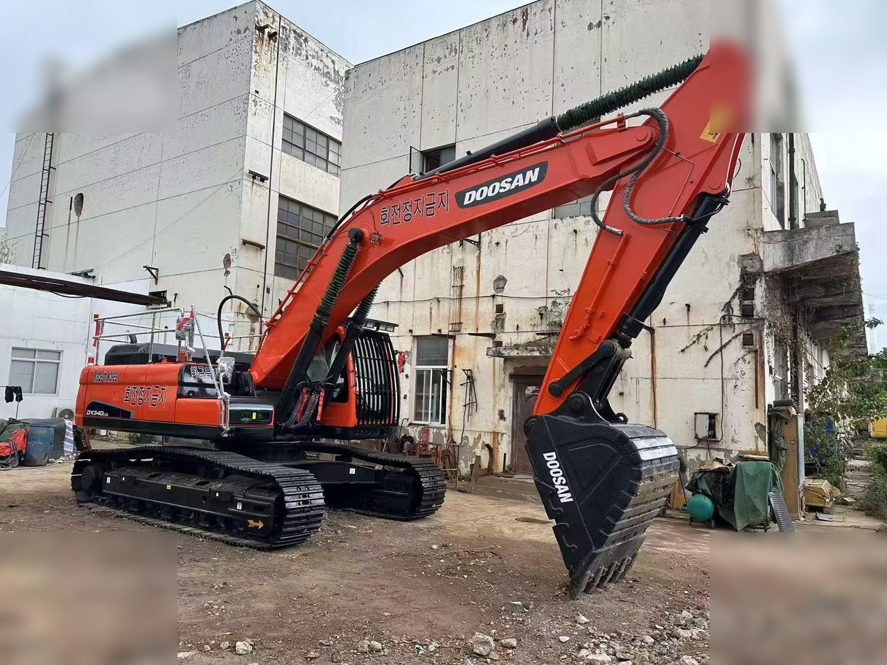 DOOSAN DX340 LCA - Telakaivukone: kuva DOOSAN DX340 LCA - Telakaivukone DOOSAN DX340 LCA - Telakaivukone: kuva DOOSAN DX340 LCA - Telakaivukone