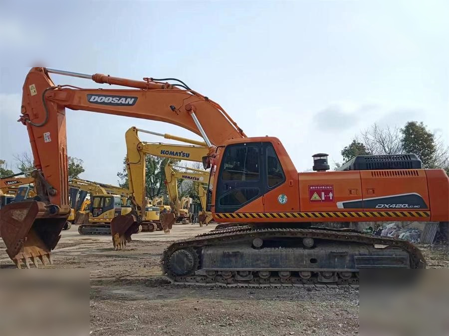 DOOSAN DX420 LC-9C - Telakaivukone: kuva DOOSAN DX420 LC-9C - Telakaivukone DOOSAN DX420 LC-9C - Telakaivukone: kuva DOOSAN DX420 LC-9C - Telakaivukone