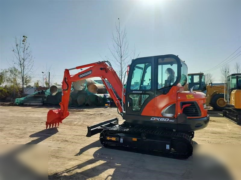DOOSAN DX60-9C - Telakaivukone: kuva DOOSAN DX60-9C - Telakaivukone DOOSAN DX60-9C - Telakaivukone: kuva DOOSAN DX60-9C - Telakaivukone