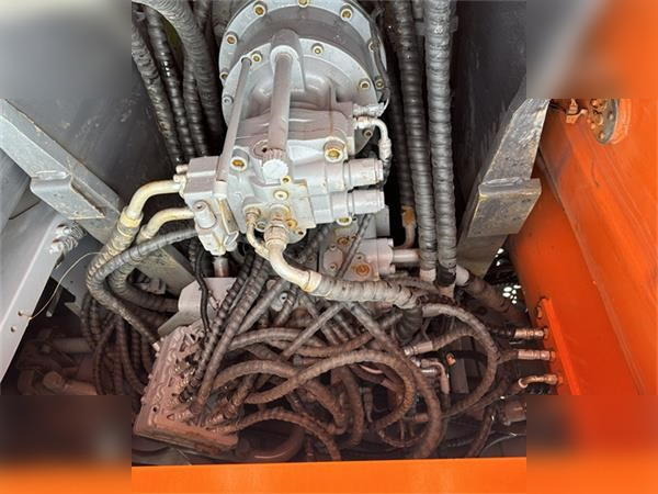 Telakaivukone HITACHI ZX200-3G: kuva Telakaivukone HITACHI ZX200-3G
