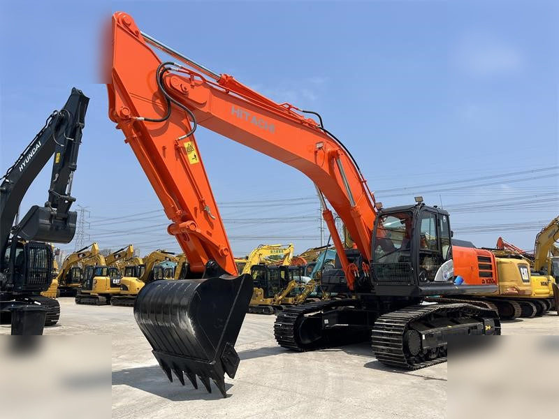 HITACHI ZX350H-5G - Telakaivukone: kuva HITACHI ZX350H-5G - Telakaivukone HITACHI ZX350H-5G - Telakaivukone: kuva HITACHI ZX350H-5G - Telakaivukone