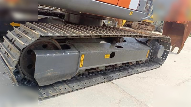 HITACHI ZX70 - Telakaivukone: kuva HITACHI ZX70 - Telakaivukone HITACHI ZX70 - Telakaivukone: kuva HITACHI ZX70 - Telakaivukone