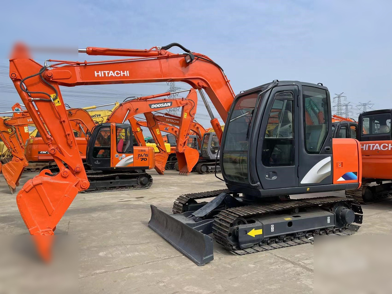 HITACHI ZX70 - Telakaivukone: kuva HITACHI ZX70 - Telakaivukone HITACHI ZX70 - Telakaivukone: kuva HITACHI ZX70 - Telakaivukone