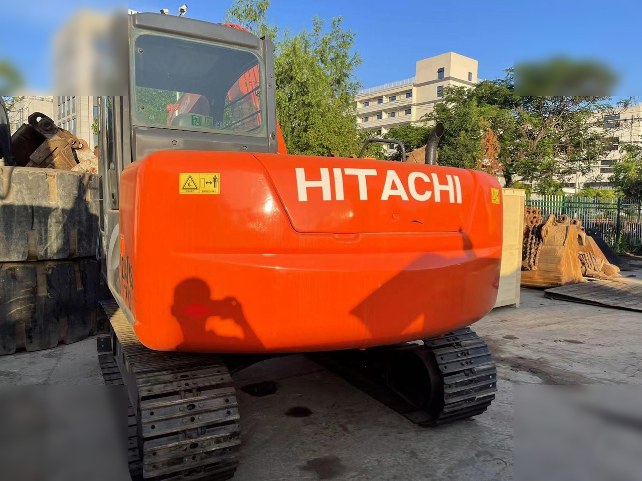 HITACHI ZX70 - Telakaivukone: kuva HITACHI ZX70 - Telakaivukone HITACHI ZX70 - Telakaivukone: kuva HITACHI ZX70 - Telakaivukone