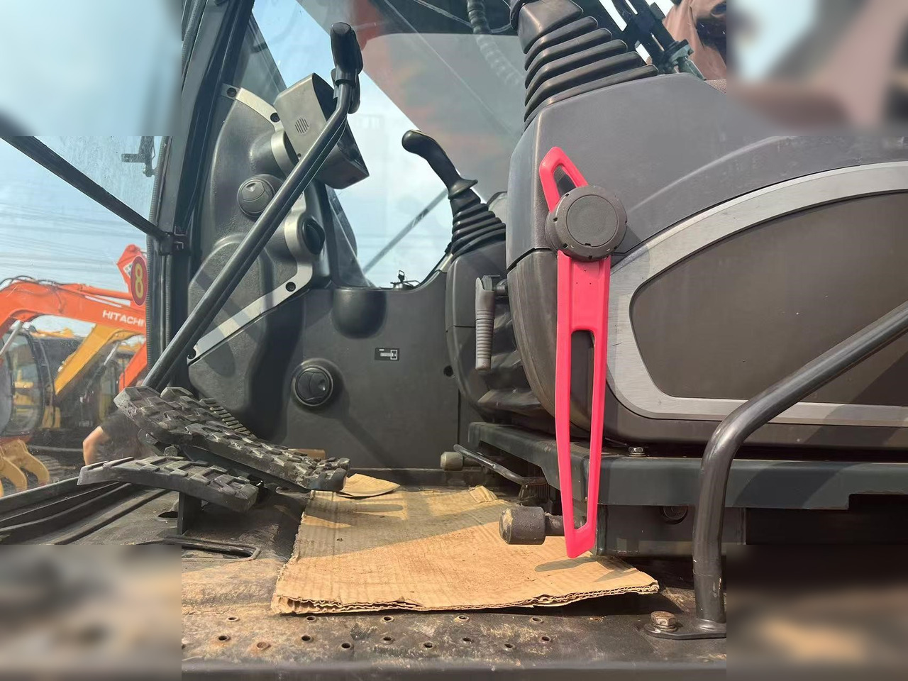 Telakaivukone HYUNDAI HX300 LR: kuva Telakaivukone HYUNDAI HX300 LR