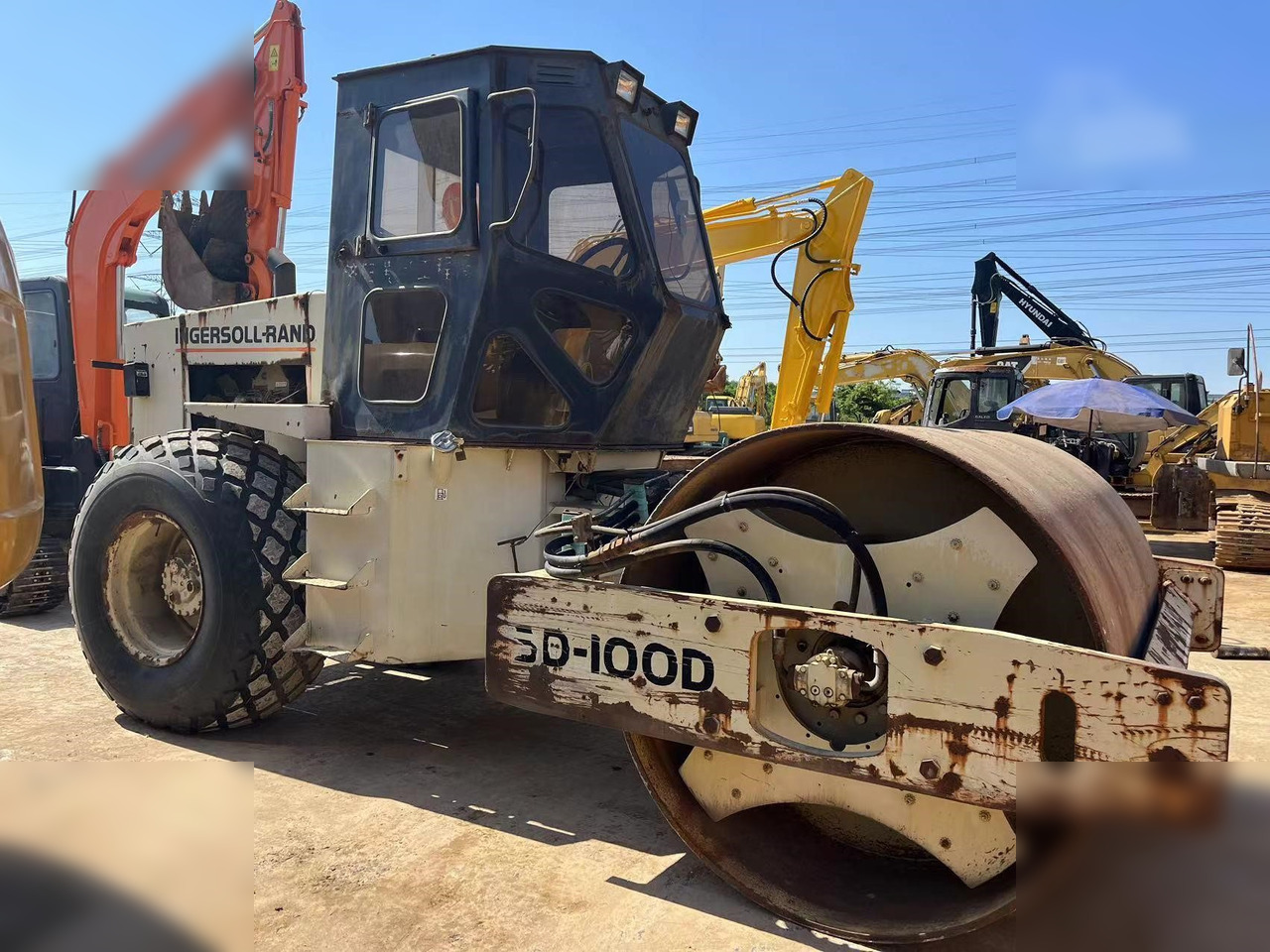 INGERSOLL-RAND SD100D - Jyrä: kuva INGERSOLL-RAND SD100D - Jyrä INGERSOLL-RAND SD100D - Jyrä: kuva INGERSOLL-RAND SD100D - Jyrä