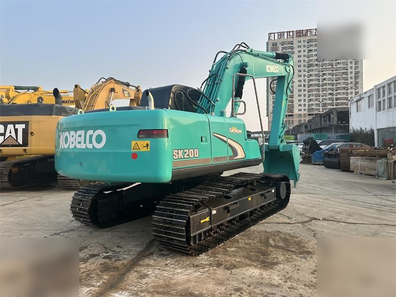 KOBELCO SK200-6E - Telakaivukone: kuva KOBELCO SK200-6E - Telakaivukone KOBELCO SK200-6E - Telakaivukone: kuva KOBELCO SK200-6E - Telakaivukone