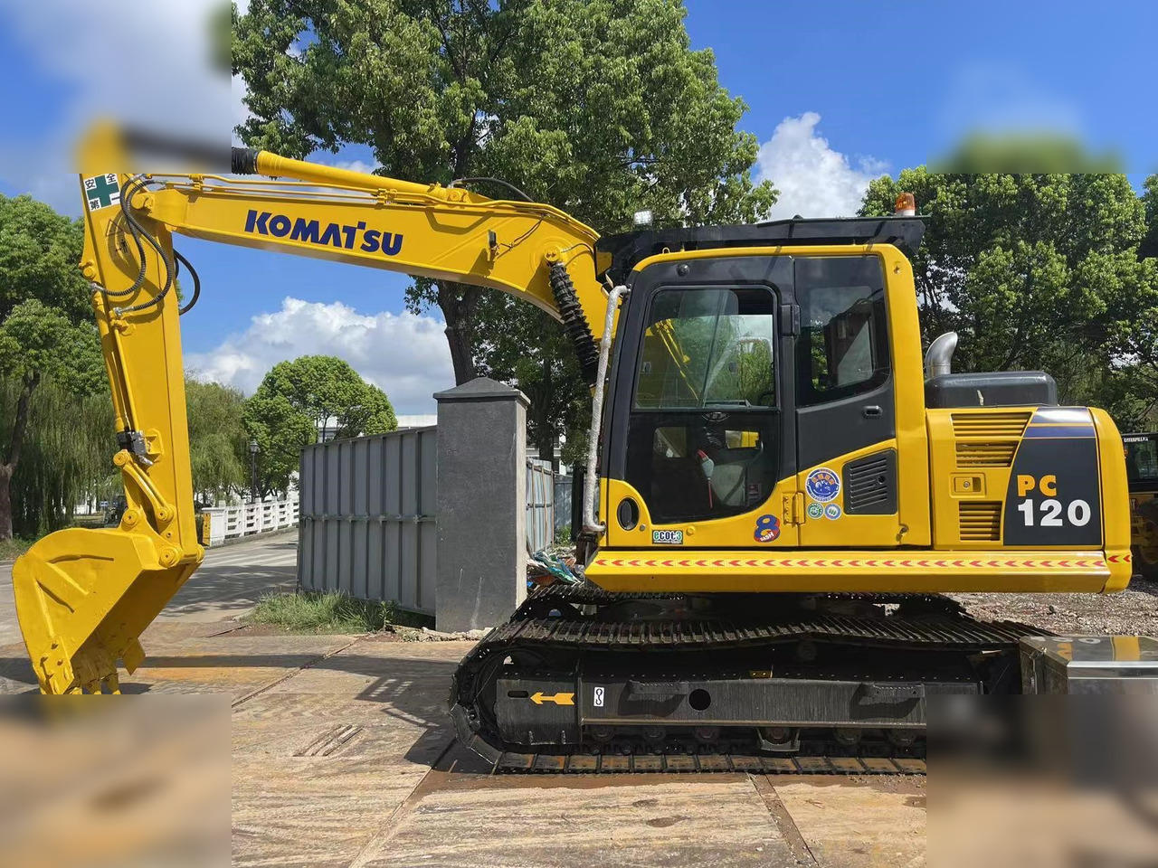 KOMATSU PC120-8 - Telakaivukone: kuva KOMATSU PC120-8 - Telakaivukone KOMATSU PC120-8 - Telakaivukone: kuva KOMATSU PC120-8 - Telakaivukone